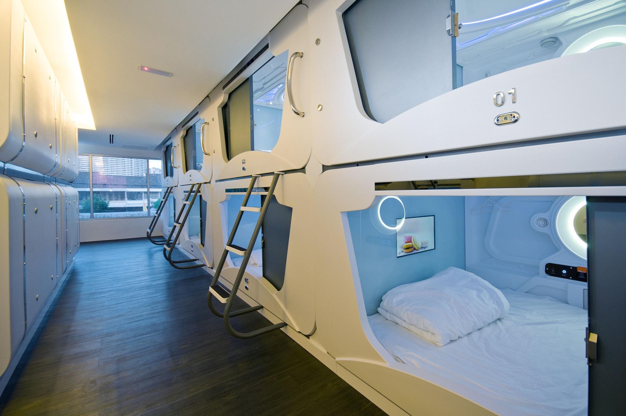 M Qube Hotel Sungai Dua Bukit Zewnętrze zdjęcie