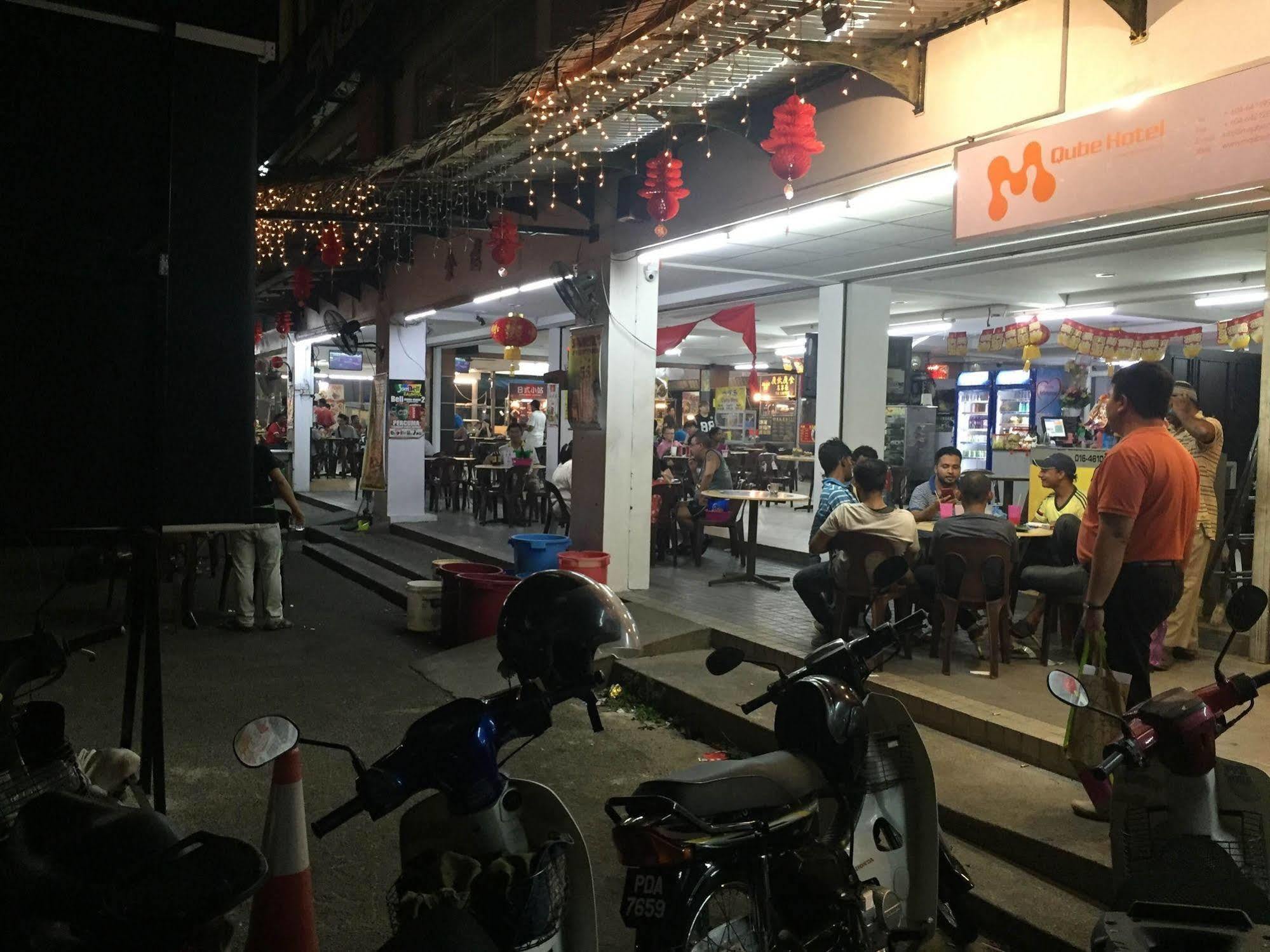 M Qube Hotel Sungai Dua Bukit Zewnętrze zdjęcie