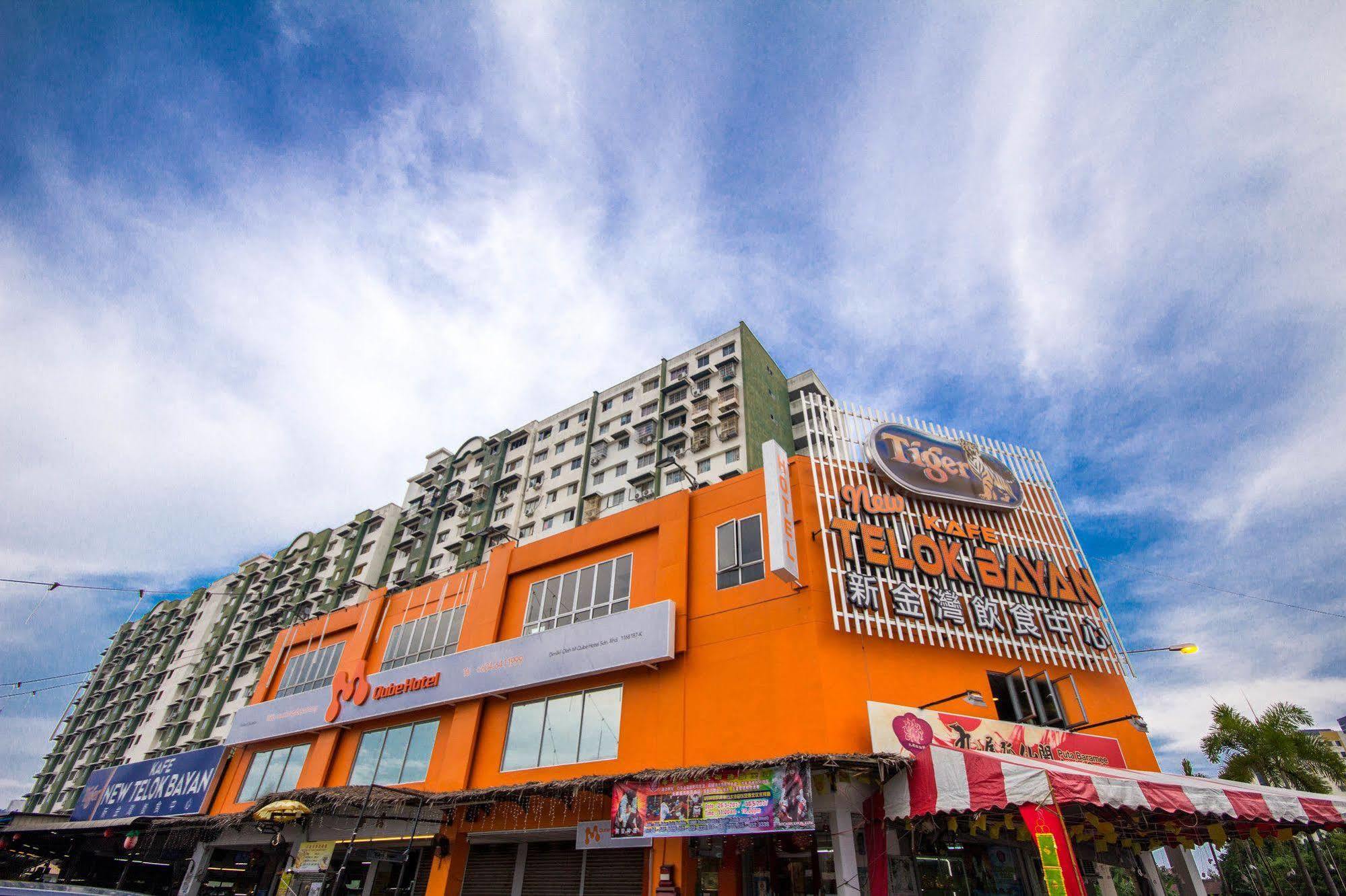 M Qube Hotel Sungai Dua Bukit Zewnętrze zdjęcie